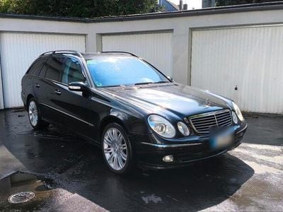 Mercedes E500