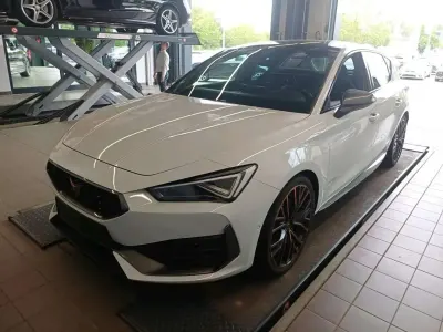Gebraucht Cupra Leon VZ 300 PS (220 kW) 2024 "nevada" weiss Limousine