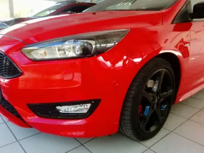 Gebraucht Ford Focus ST-Line 150 PS (110 kW) 2017 Rot Limousine