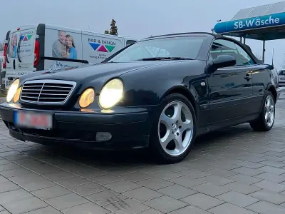 Używany Mercedes CLK430 279 KM (205 kW) 1998 Niebieski Kabriolet