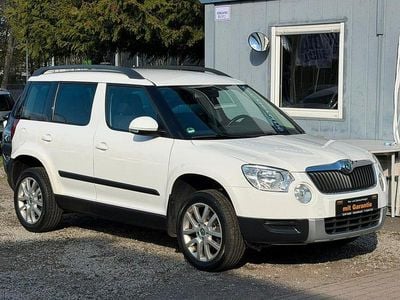 Usado Skoda Yeti Plus Edition 105 HP (77 kW) 2013 Branco SUV