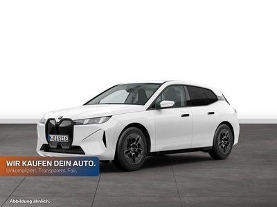 Gebraucht BMW iX 300 kW (408 PS) 2025 Alpinweiss SUV