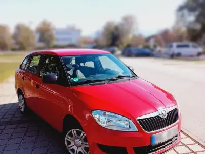 Gebraucht Skoda Fabia 86 PS (63 kW) 2013 Rot Kombi