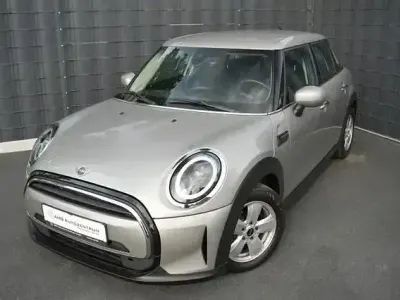 Gebraucht Mini Cooper Essential 136 PS (100 kW) 2023 Silber Kleinwagen
