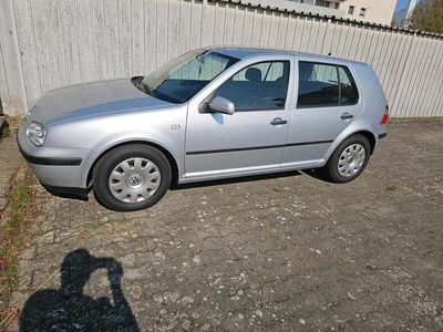 Usata VW Golf IV 75 CV (55 kW) 2003 Argento Utilitaria