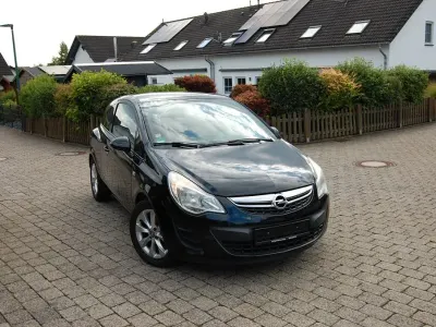 Gebraucht Opel Corsa Active 87 PS (63 kW) 2013 Schwarz Kleinwagen