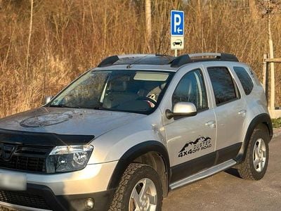 Gebraucht Dacia Duster 110 PS (80 kW) 2011 Grau SUV