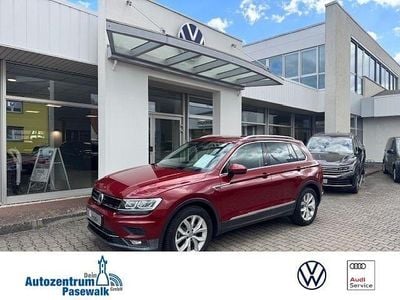 Second-hand VW Tiguan Sound 150 CP (110 kW) 2018 Roșu SUV