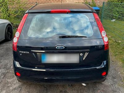 Gebraucht Ford Fiesta 60 PS (44 kW) 2007 Blau Kleinwagen