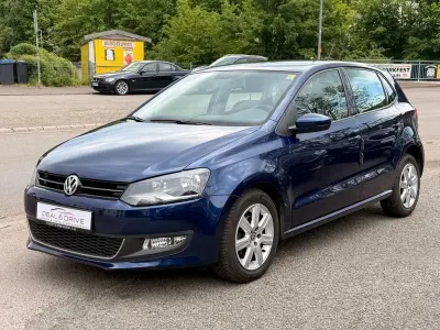 Gebraucht VW Polo Highline 90 PS (66 kW) 2013 Blau Kleinwagen