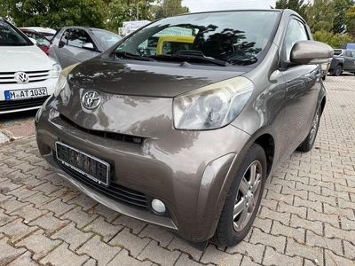 Toyota iQ