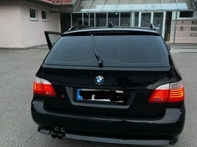 Usata BMW 525 Sport Line 260 CV (191 kW) 2009 Nero Station wagon