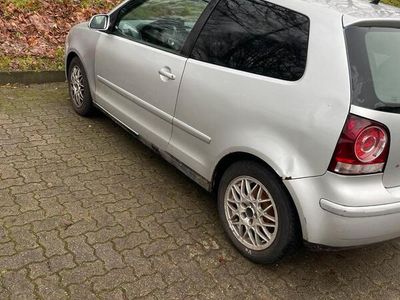 VW Polo