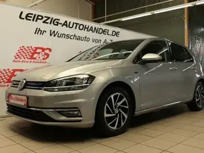 Gebraucht VW Golf VII Join 131 PS (96 kW) 2019 Silber Limousine