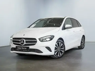 Begagnad Mercedes B250e 218 HK (160 kW) 2022 Vit Minibuss