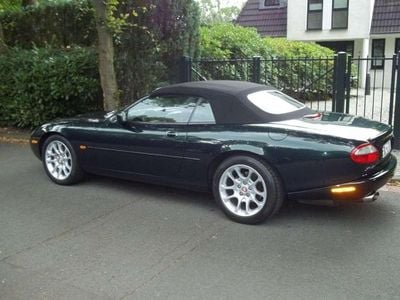 Gebraucht Jaguar XKR 363 PS (266 kW) 1998 Grün Cabrio