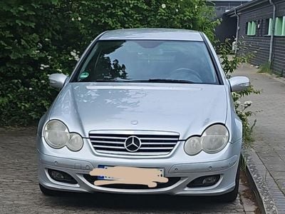 Brugt Mercedes 180 143 HK (105 kW) 2005 Sølv Sedan