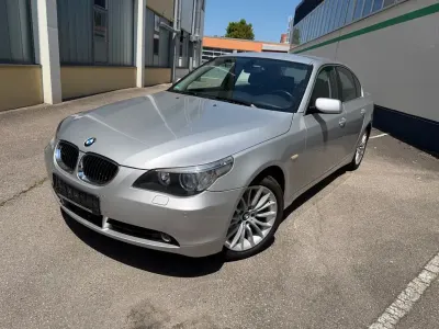 Gebraucht BMW 523 Advantage 177 PS (130 kW) 2007 Silber Limousine
