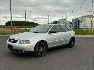 Gebraucht Audi A3 Sport 131 PS (96 kW) 2002 Silber Kleinwagen