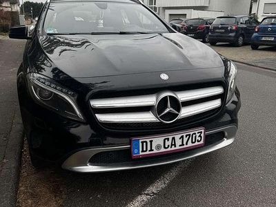 Gebraucht Mercedes GLA180 122 PS (89 kW) 2016 SUV