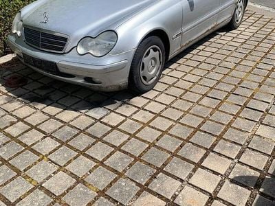 Mercedes C220