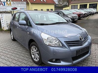 Gebraucht Toyota Verso Edition 147 PS (108 kW) 2011 Blau Van / Kleinbus