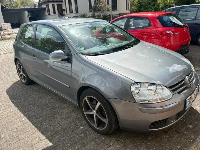 Gebraucht VW Golf IV 102 PS (75 kW) 2005 Grau Limousine