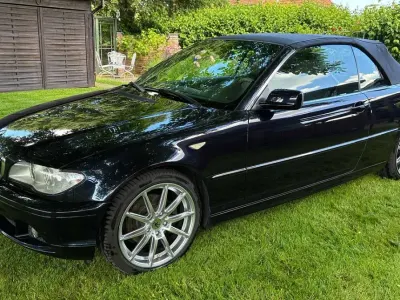 Gebraucht BMW 320 Cabriolet Exclusive 170 PS (125 kW) 2005 Schwarz Cabrio