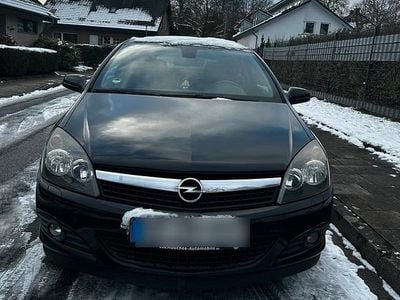 Schwarz Gebraucht 2007 Opel Astra GTC Coupé | 2.000 €