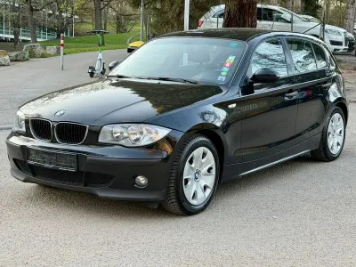 Brugt BMW 118 122 HK (89 kW) 2005 Sort Hatchback