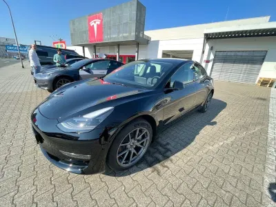 Gebraucht Tesla Model 3 366 kW (498 PS) 2022 Schwarz Limousine