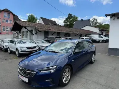Gebraucht Opel Insignia Elegance 122 PS (89 kW) 2020 Nautic blue Kombi