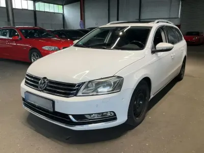 Gebraucht VW Passat Highline 170 PS (125 kW) 2012 Weiß Kombi
