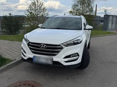 Second-hand Hyundai Tucson Classic 132 CP (97 kW) 2015 Alb SUV