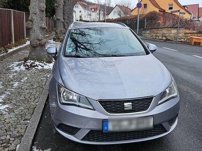 Grau Gebraucht 2015 Seat Ibiza ST Style Kombi | 3.850 € (Fairer Preis)