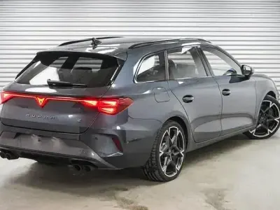 Second-hand Cupra Leon VZ 333 CP (244 kW) 2025 Gri