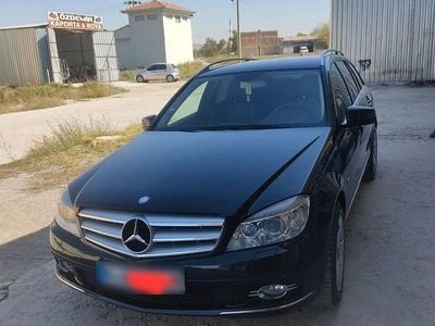 Gebraucht Mercedes C220 Avantgarde 170 PS (125 kW) 2010 Schwarz Kombi