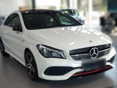 Gebraucht Mercedes CLA250 218 PS (160 kW) 2016 Weiß Coupé