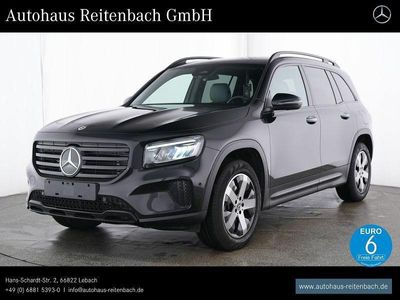 Mercedes GLB180