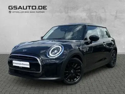 Gebraucht Mini Cooper Classic 136 PS (100 kW) 2022 Schwarz Kleinwagen