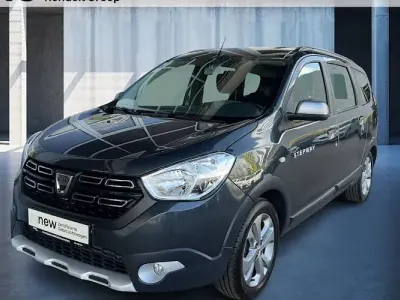 Gebraucht Dacia Lodgy Stepway 131 PS (96 kW) 2021 Grau Van / Kleinbus