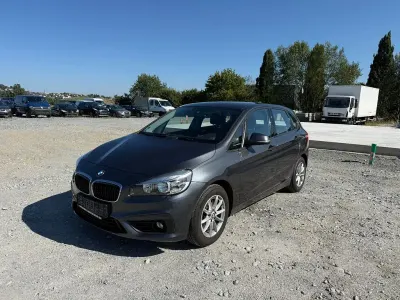 Gebraucht BMW 218 Active Tourer Basis 136 PS (100 kW) 2015 Grau Van / Kleinbus