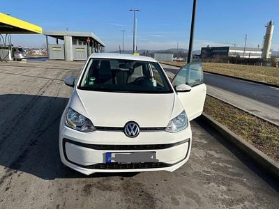 Weiß Gebraucht 2019 VW up! Kleinwagen | 5.500 € (Fairer Preis)
