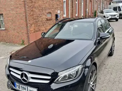 Gebraucht Mercedes C220 Avantgarde 170 PS (125 kW) 2015 Kombi