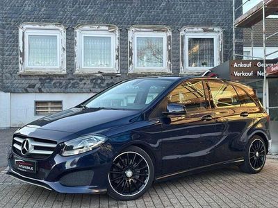 Usata Mercedes B250 AMG line 211 CV (155 kW) 2017 Blu Monovolume