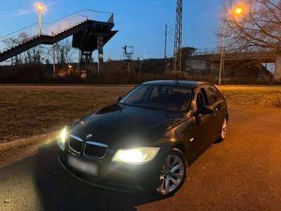 Schwarz Gebraucht 2006 BMW 320 Limousine | 3.300 € (Guter Preis)
