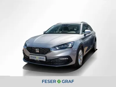 Używany Seat Leon Style 150 KM (110 kW) 2024 Srebrny Kombi