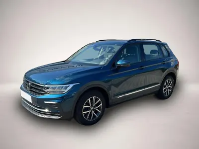 Gebraucht VW Tiguan Life 150 PS (110 kW) 2023 Manufacturer SUV