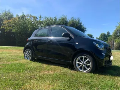 Gebraucht Smart ForFour Electric Drive 60 kW (82 PS) 2018 Schwarz Limousine