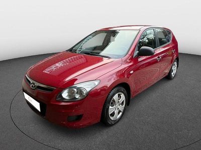Rot Gebraucht 2009 Hyundai i30 Comfort Limousine | 1.950 € (Fairer Preis)